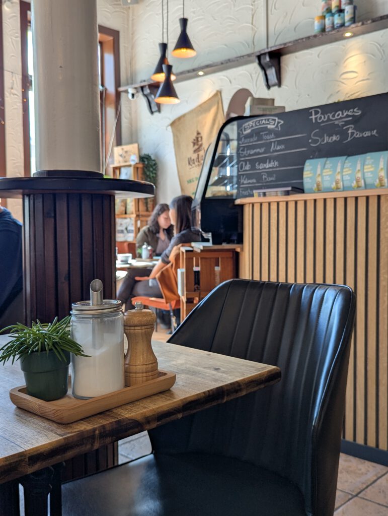 Vintage Cafe